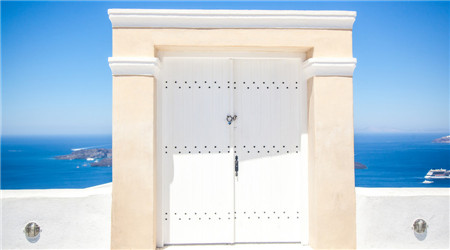 圣托里尼的藍白門